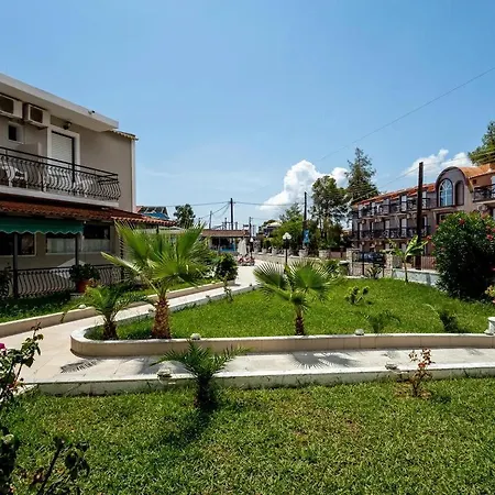 Perkes By Exclsv Hotel 3*